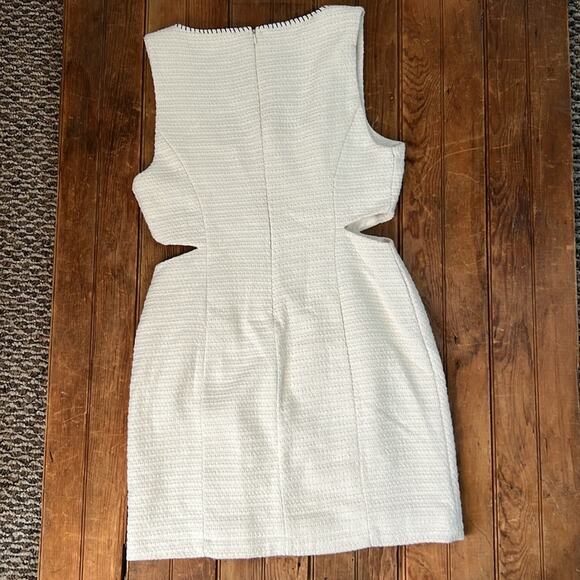 7 For All Mankind White wool sleeveless wool cut out sides midi Dress size sm - Picture 7 of 9